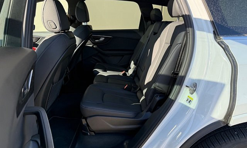2026 Audi Q7 Progres...