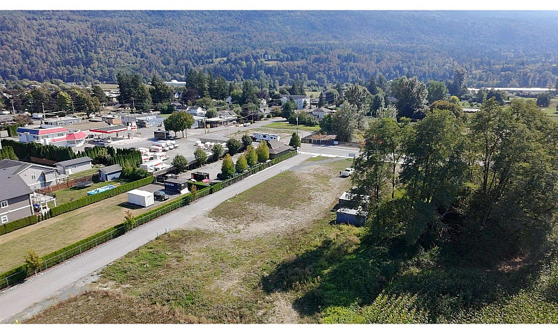 42159 Yarrow Central...