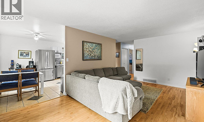 2447 Margaret Road W...