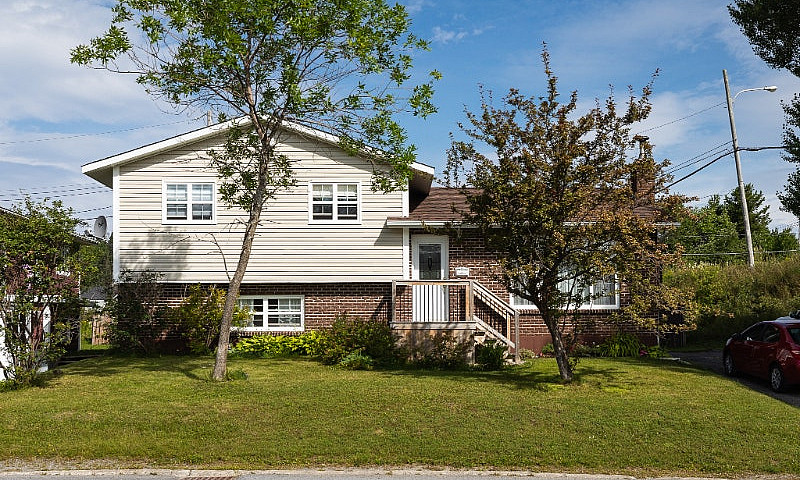 New Listing!! 37 Kaw...