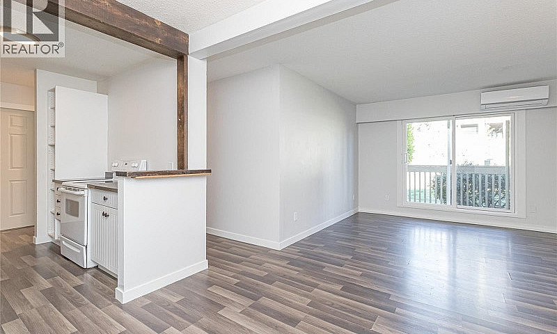 3 3271 Cowichan Lake...