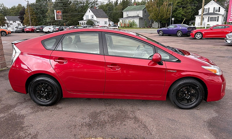 2015 Toyota Prius Ot...
