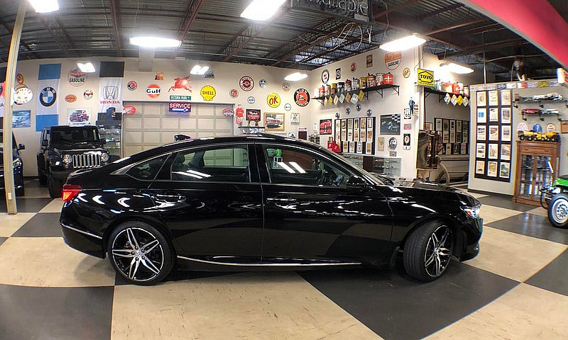 2022 Honda Accord To...