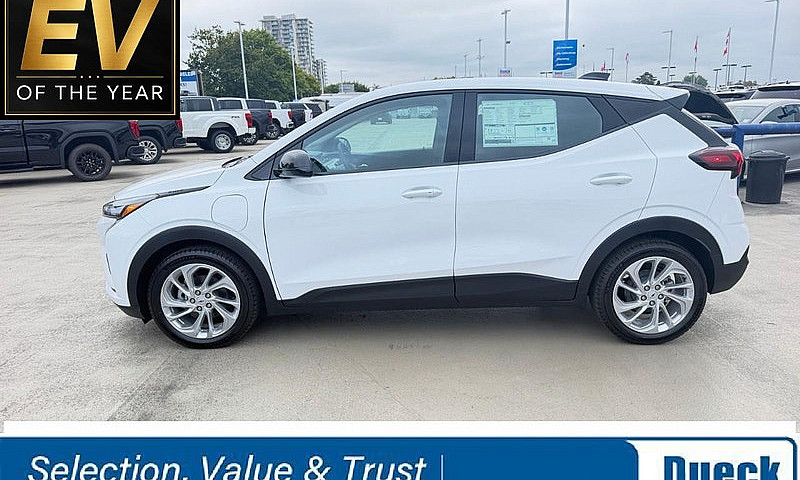 2027 Chevrolet Bolt ...