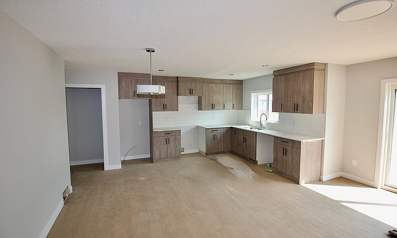 Awentia 3 Bed 2.5 Ba...