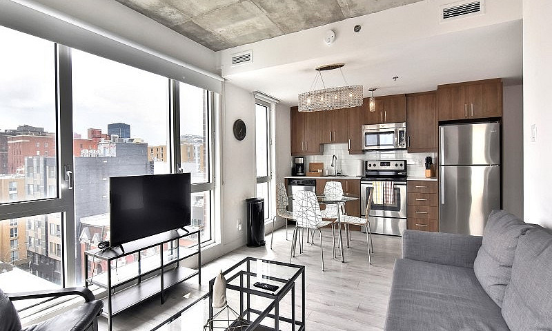 4 1/2 Condo Apartmen...