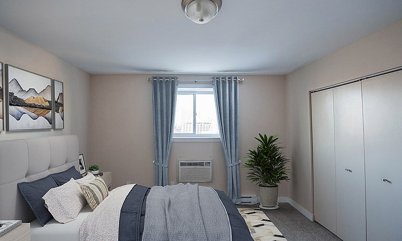 Downtown - Three-Bed...