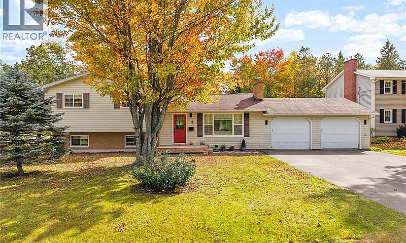 5 Deer Lane New Mary...