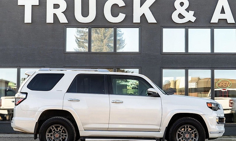2018 Toyota 4Runner ...