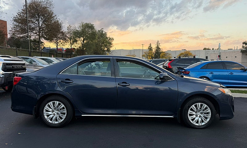 2014 Toyota Camry 4D...