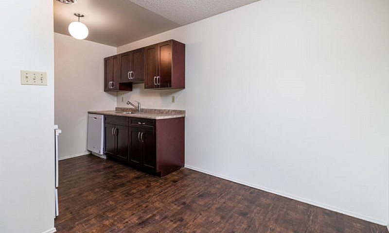 204 16Th St- 1 Bedro...