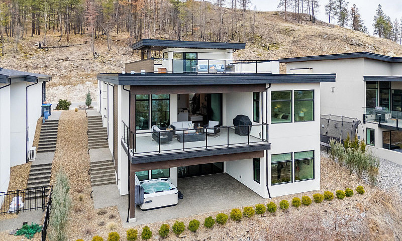 Open House - Stunnin...