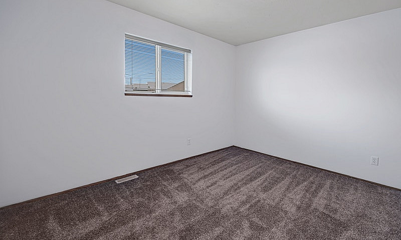 3 Bed X 1.5 Bath Apa...