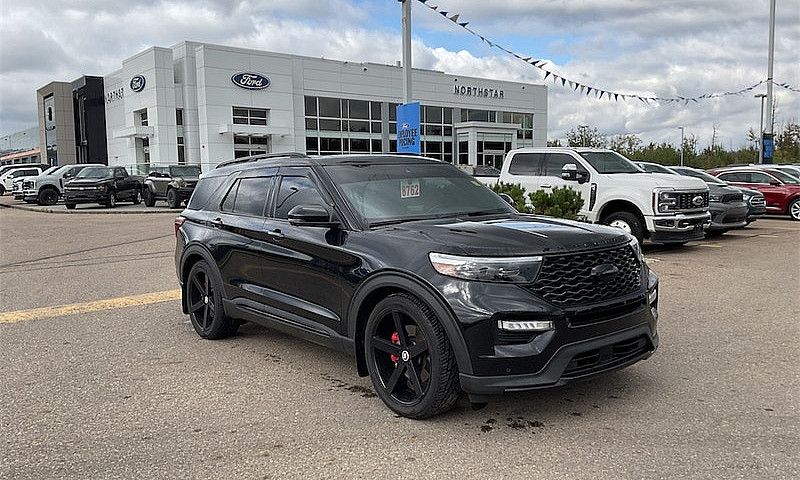 2023 Ford Explorer S...