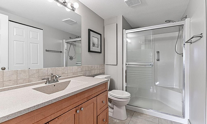 207 33233 Bourquin C...