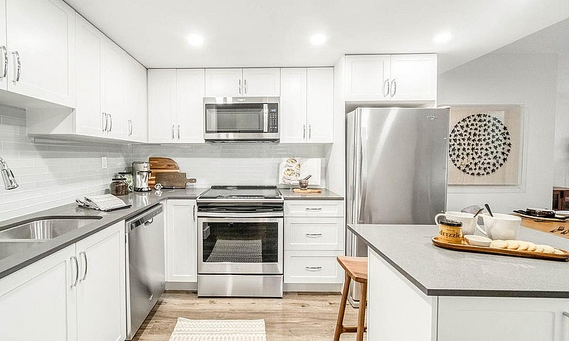 Studio Apartment For...