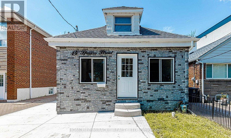 14 Spears Street Tor...