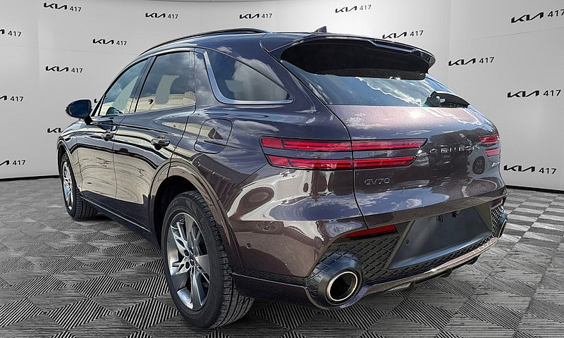 2022 Genesis Gv70 2....
