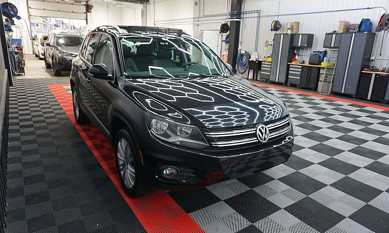 2017 Volkswagen Tigu...