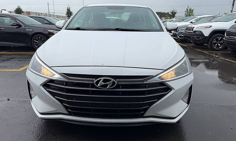 2020 Hyundai Elantra...