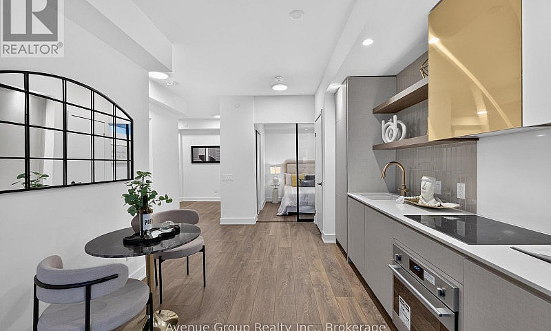 202 - 1285 Queen Str...