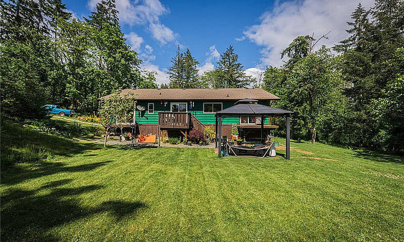 12.3 Acres Of Natura...