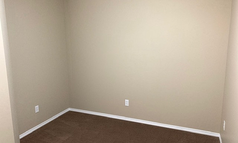 1 Bed + Den Johnston...