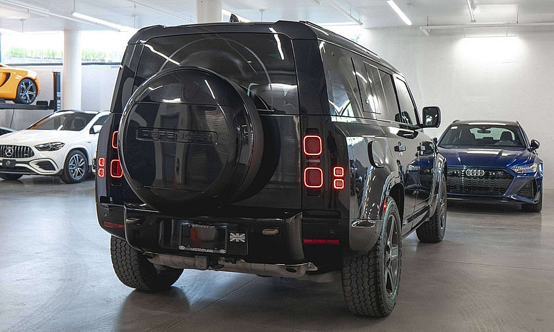 2024 Land Rover Defe...