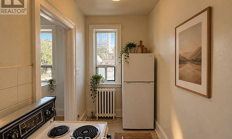 307 - 105 Kenwood Av...