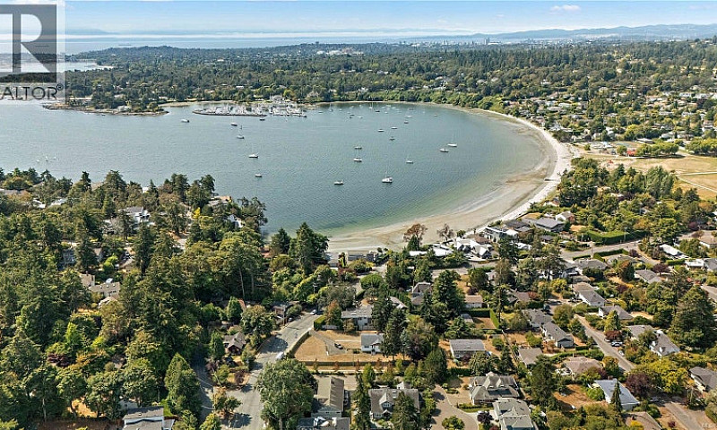 3934 Telegraph Bay R...