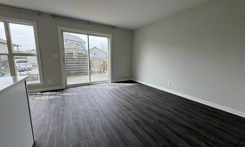 Dog Friendly 4 Bed, ...