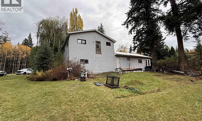 2064 West Fraser Roa...