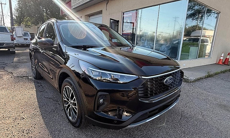 2023 Ford Escape Phe...