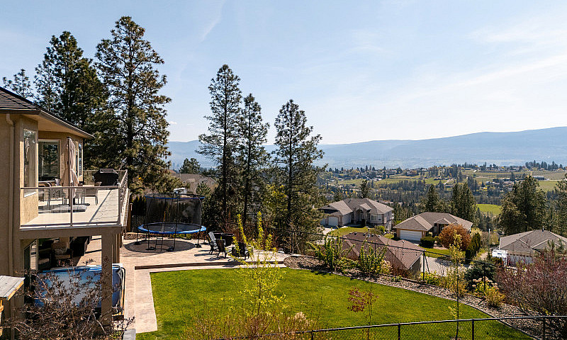 Rose Valley Gem Ranc...
