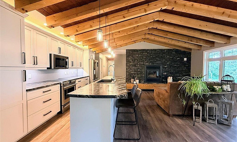 14 Waterfront Drive ...