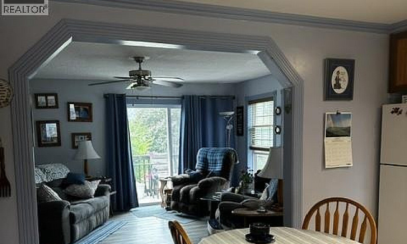 2575 Clapperton Aven...