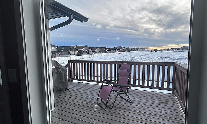 3 Bed 2 Bath Unit In...