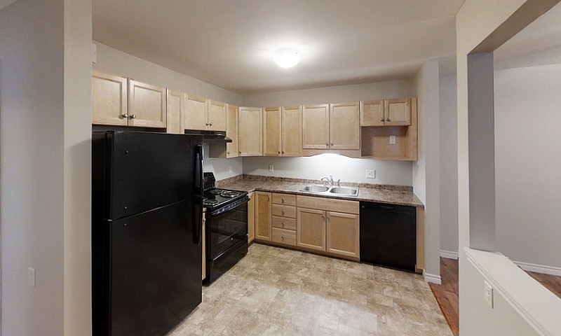 Findlay Estates - 10...