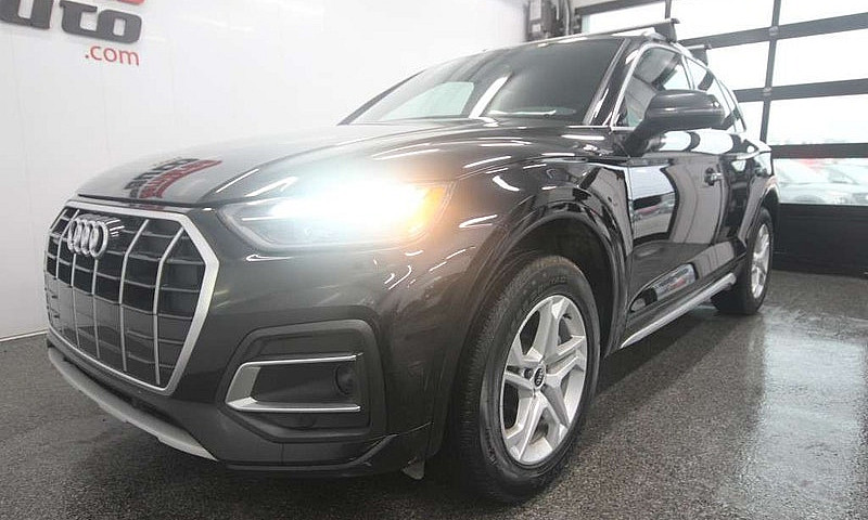 2023 Audi Q5 Komfort...