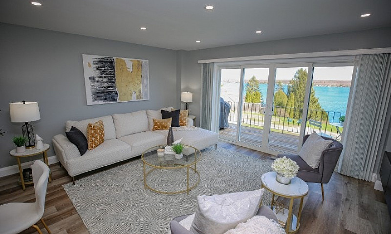 Riverfront Townhome ...