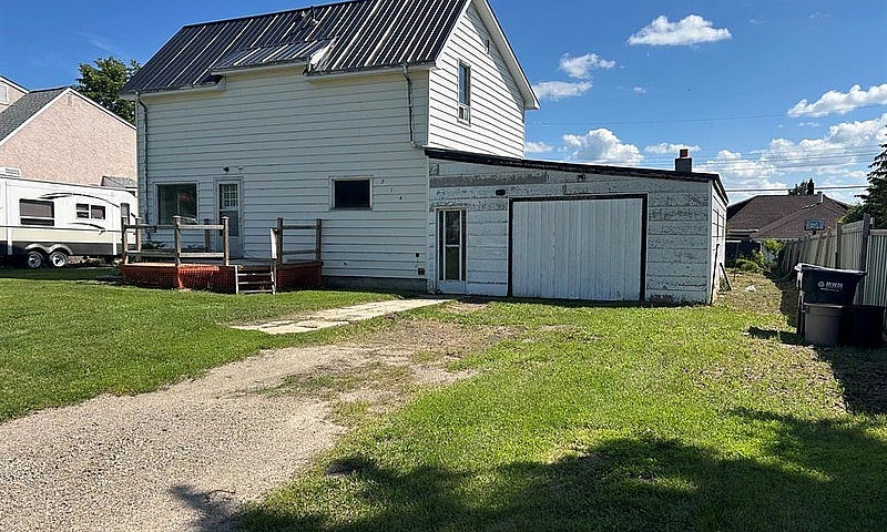 214 6Th Avenue Nw Mi...