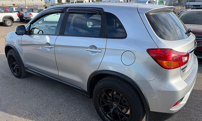 2018 Mitsubishi Rvr ...