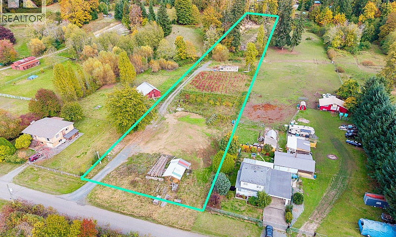6211 Ferguson Rd Por...