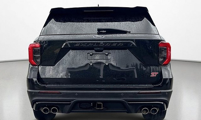 2022 Ford Explorer S...