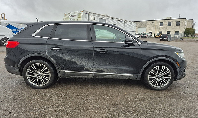 2016 Lincoln Mkx...