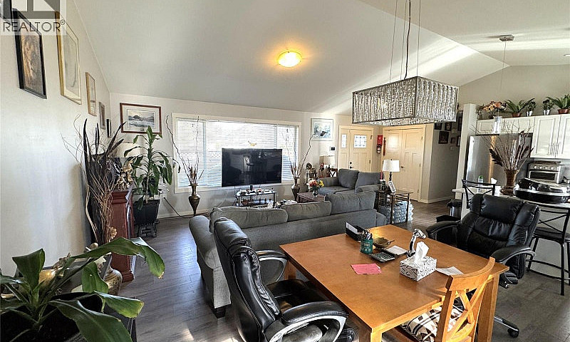 2402 Coldwater Avenu...
