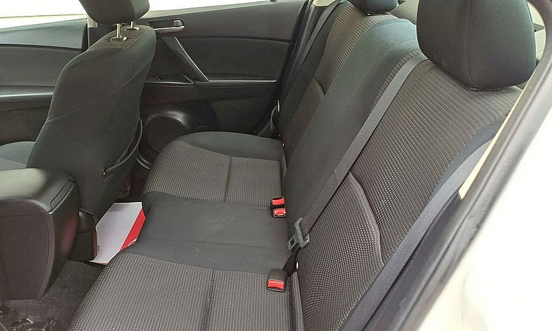 2012 Mazda 3 Gx...