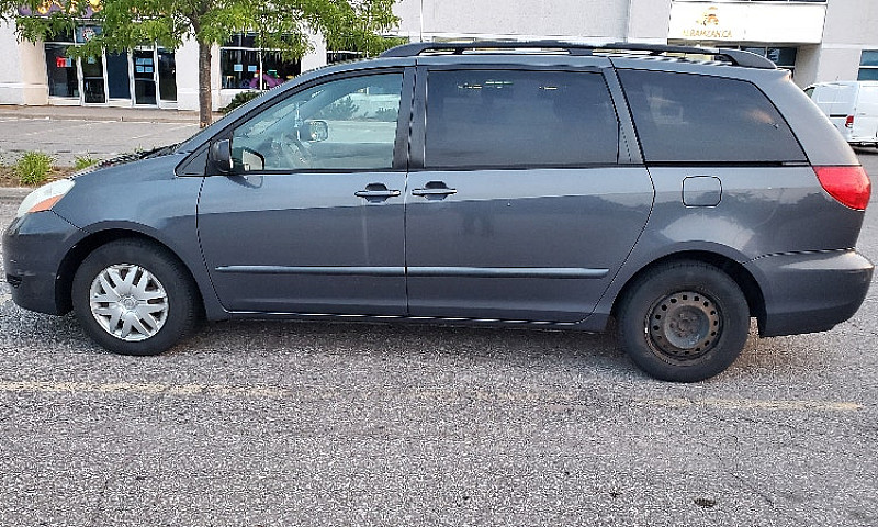 2008 Toyota Sienna, ...