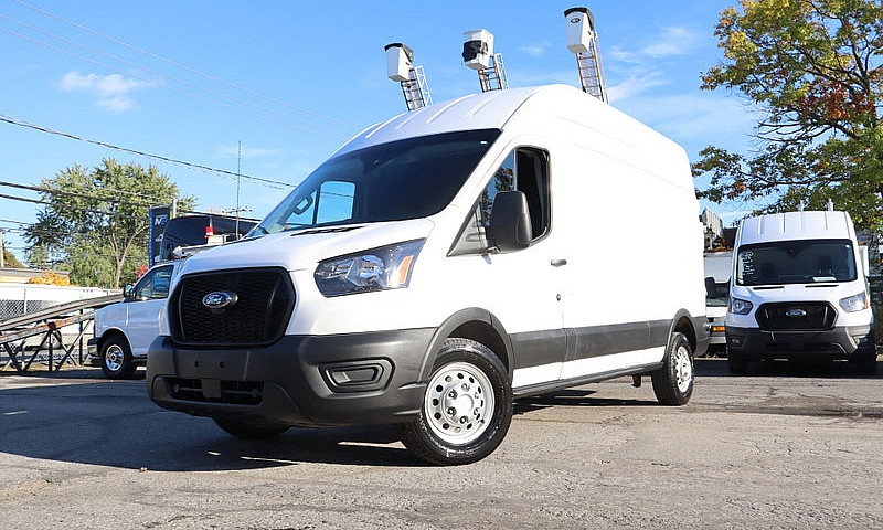 2025 Ford Transit T-...