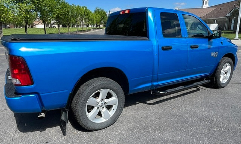 2021 Ram 1500 Classi...